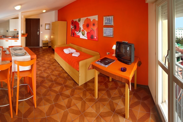 Aan het strand: Ruim appartement in Cattolica voor 6 personen - thumbnail 4