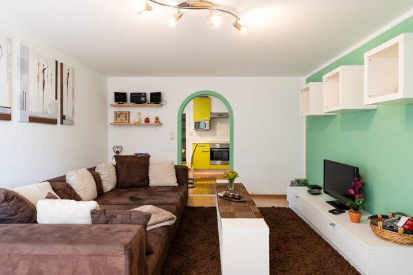 Ruim appartement voor 6 aan de skipiste in Piesendorf met tuin en sauna - thumbnail 4