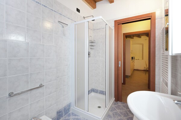 Appartement Gaino (4 Pers.) Appartement Gaino (4 Pers.)