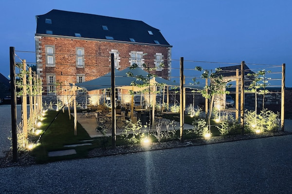 15-persoons groepsaccommodatie met sauna en zwembad in Perwez-Haillot - thumbnail 2