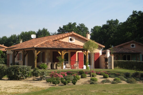 Luxe vrijstaande villa met tuin bij Les Forges, 4 personen - thumbnail 1