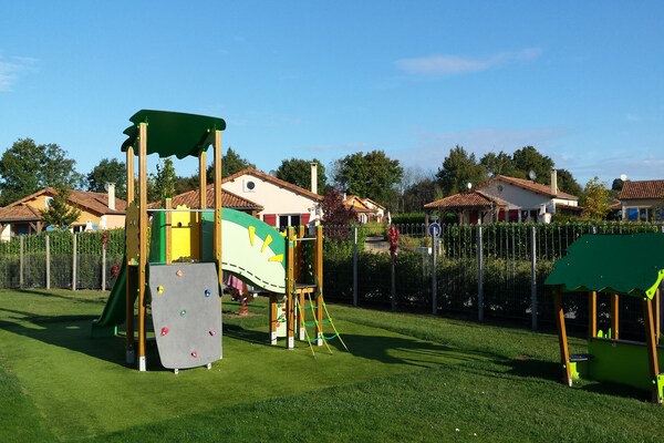 Luxe vrijstaande villa met tuin bij Les Forges, 4 personen - thumbnail 5