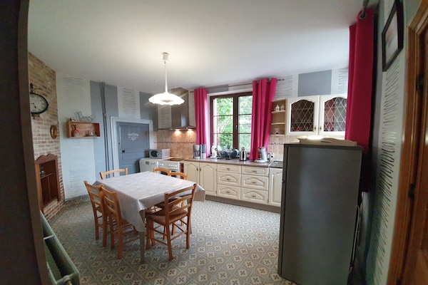 Vrijstaand vakantiehuis met tuin in rustig Gimnée voor 8 personen - thumbnail 2