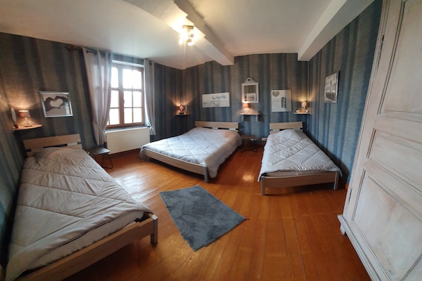 Vrijstaand vakantiehuis met tuin in rustig Gimnée voor 8 personen - thumbnail 3