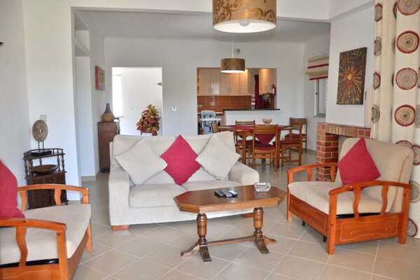 Privézwembad en rust in Villa Pedro, Vilamoura - thumbnail 6
