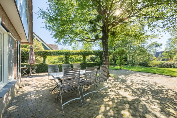 Vrijstaand vakantiehuis met zwembad in Paasloo, Nationaal Park Weerribben - thumbnail 6