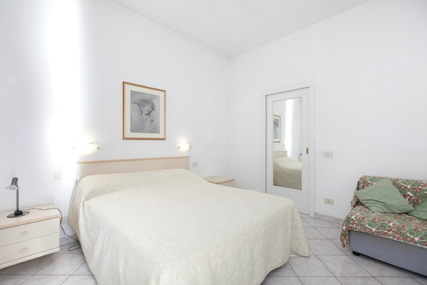 Ruim appartement met zwembad, fitness en uitzicht op het Comomeer - thumbnail 5