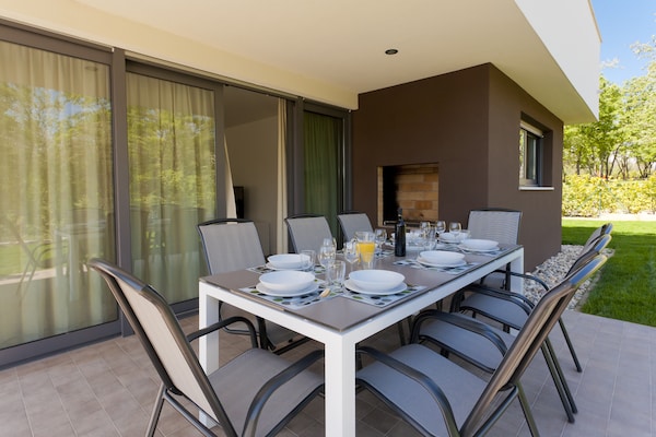 Villa Amaris: Elegante villa met privézwembad op 400m van zee in Novigrad - thumbnail 5