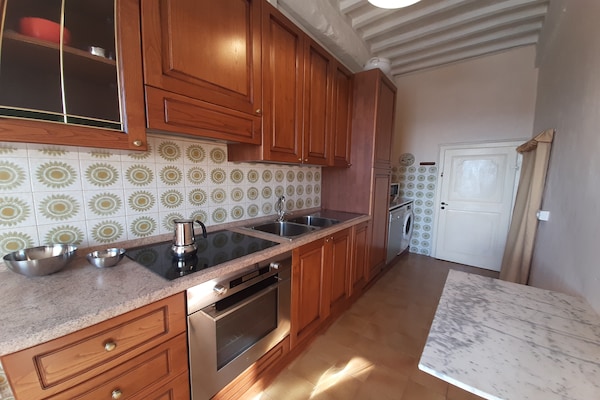 Rustiek appartement voor 4 in Montecastelli Pisano, vlakbij bos en Pavone rivier - thumbnail 5