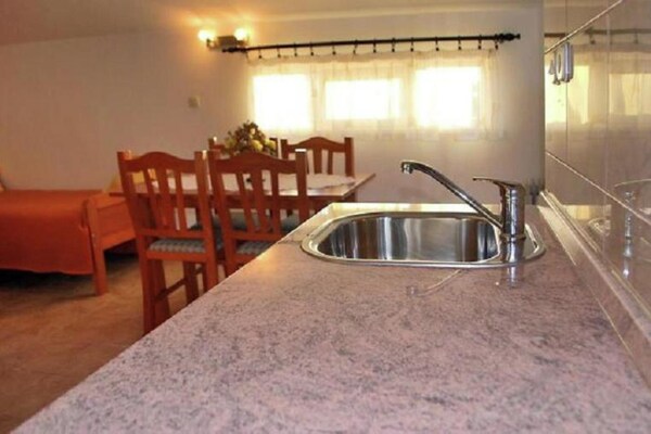4-persoons appartement Stipan aan het meer in Ploce - thumbnail 6