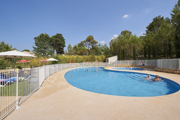 Vrijstaande villa voor 6 personen op Villapark Le Jardin du Golf in Nans-Les-Pins - thumbnail 2