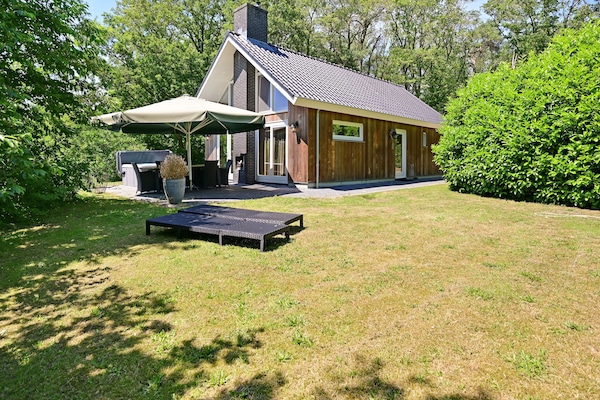 Veldzicht: Luxe wellnesschalet in bosrijk Twente voor 6 personen - thumbnail 5