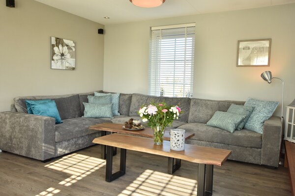 Moderne bosvilla Scoreldame: luxe vakantiehuis voor 8 personen in Schoorldam - thumbnail 2