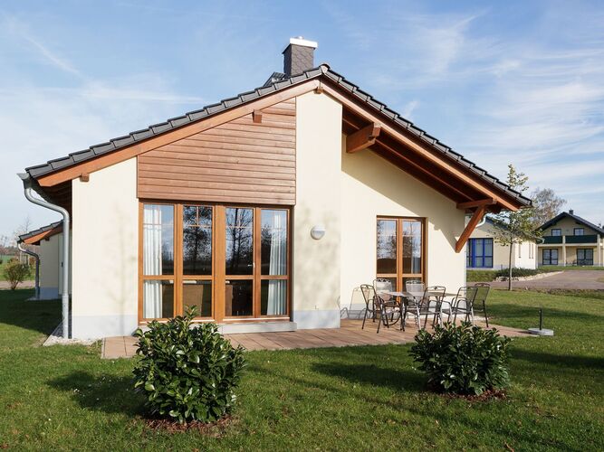 Holiday home in Markkleeberg with a shared pool Ferienhaus in Deutschland