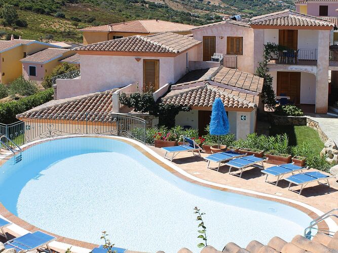 Residence mit Pool in Tanaunella-Budoni Ferienwohnung in Italien