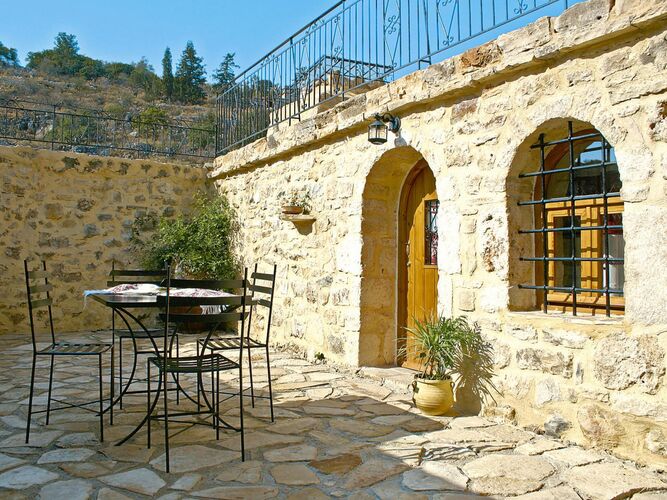 traditionelles Ferienhaus in Vafes mit Blick ins G Ferienhaus in Griechenland