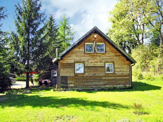 Cottage with large garden near lake Ferienhaus 