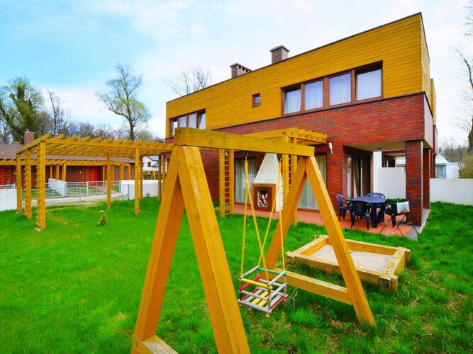 Großes Ferienhaus mit Garten, Sarbinowo Ferienwohnung in Polen