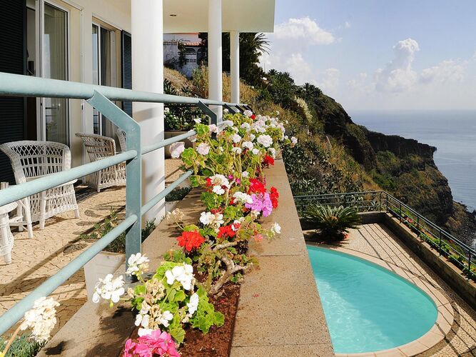 Sehr komfortable Ferienvilla in Caniço, Mad Villa auf Madeira