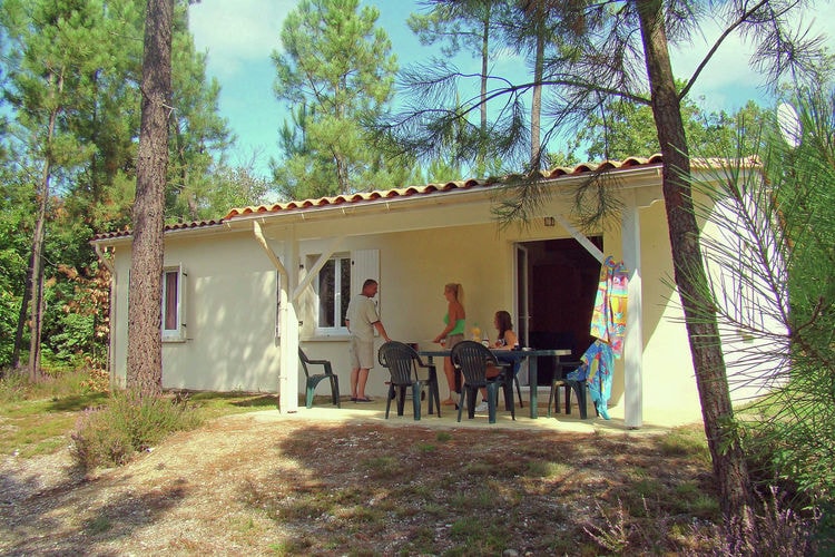 Gezellige bungalow op het authentieke Franse platteland