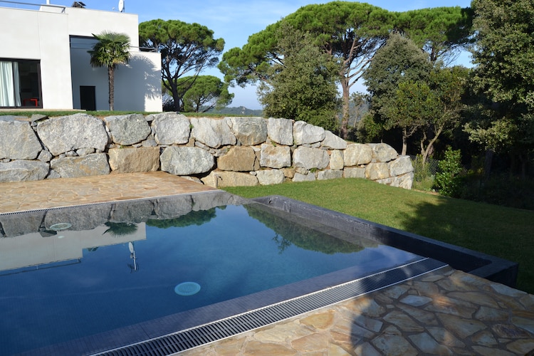 Vakantiehuizen Spanje | Costa-de-Barcelona | Vakantiehuis te huur in Sant-Andreu-de-Llavaneres met zwembad  met wifi 10 personen