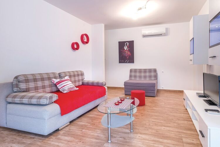 Comfortabel appartement in Pula op 5 min van de zee