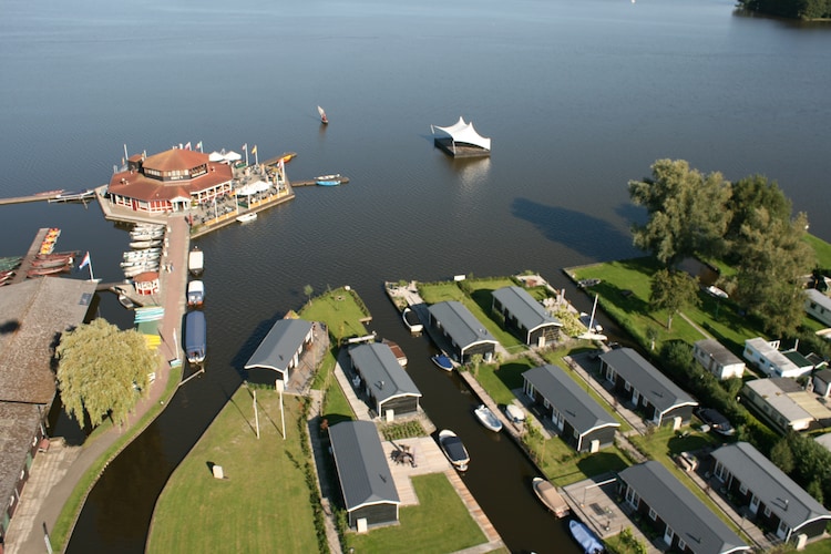 Chaletpark Kroondomein Giethoorn 4