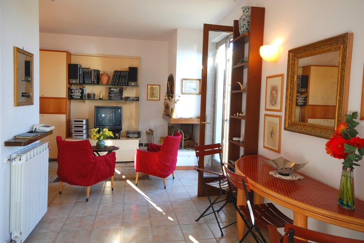 Heerlijk vakantiehuis in Lerici met zeezicht