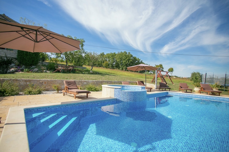 Unique Villa Bošket With Pool And Jacuzzi Surround