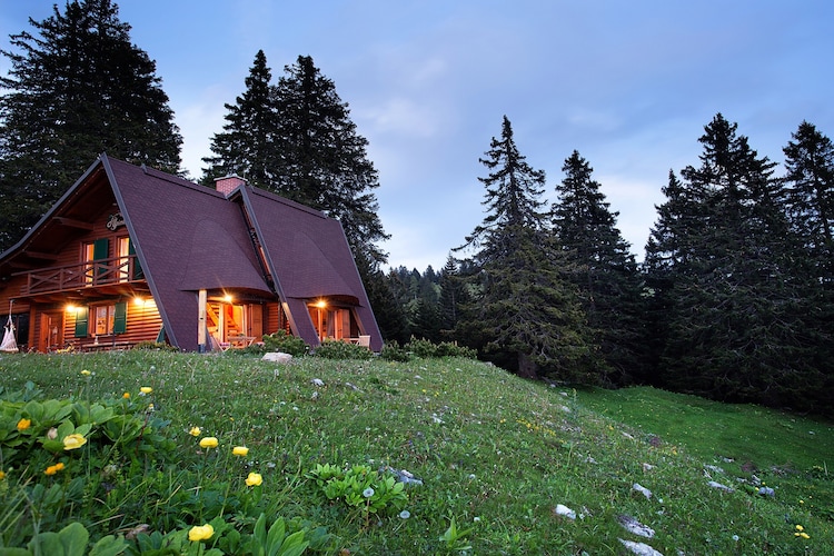 Prachtig chalet te Cerklje na Gorenjskem met een skiresort