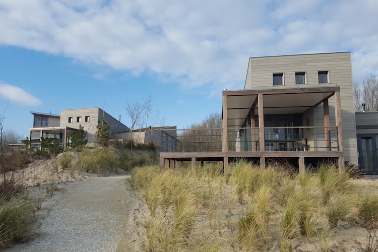 Oasis Punt-West Hotel & Beachresort 2