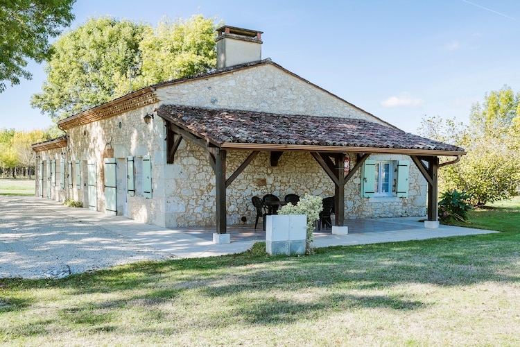 Maison de vacances Saint Nexans 6p