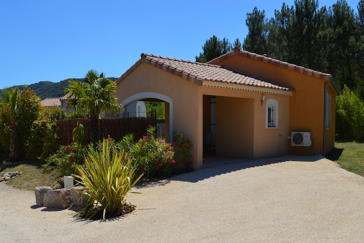 Villa 1 - Sampzon Mimosa Iris