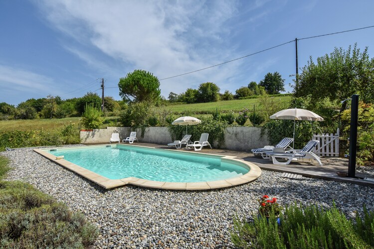 Maison au calme avec piscine
