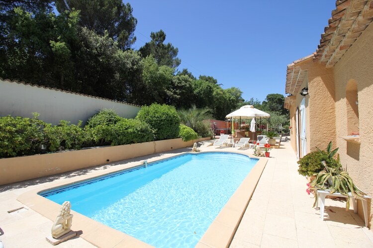 Le Jas Des Ecureuils