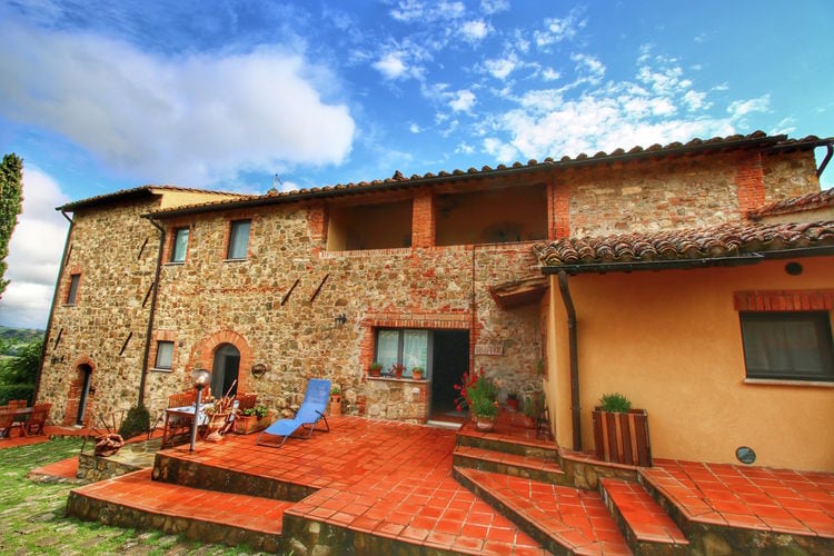 Vakantiehuizen Italie | Toscana | Boerderij te huur in Castiglione-Dorcia met zwembad  met wifi 4 personen