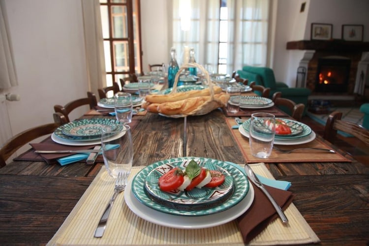 Villa Les Chemins Croisés-Dining room