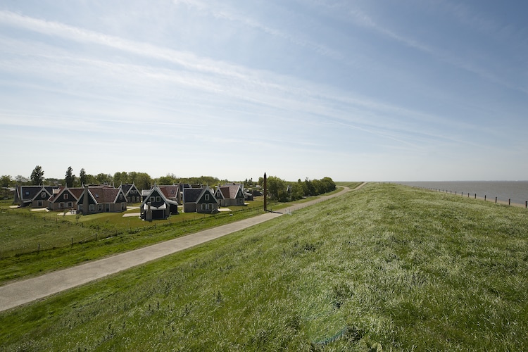 Recreatiepark Wiringherlant - Wiringher Chalet 10