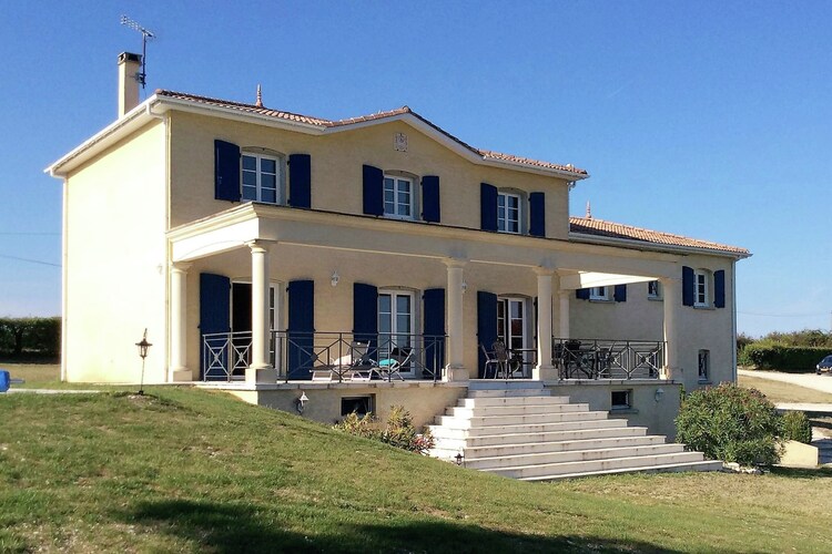Villa in Montaigu de Quercy