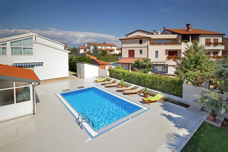 Villa Irena mit eigenem Pool in Porec