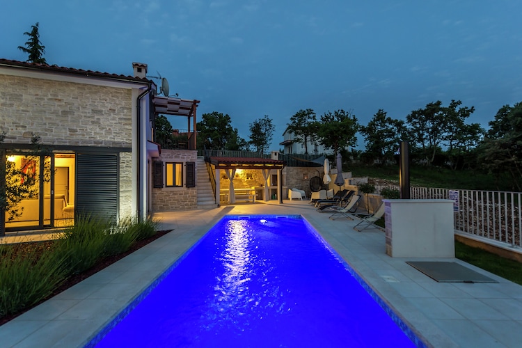 Moderne Villa Sol Anima mit privatem Pool