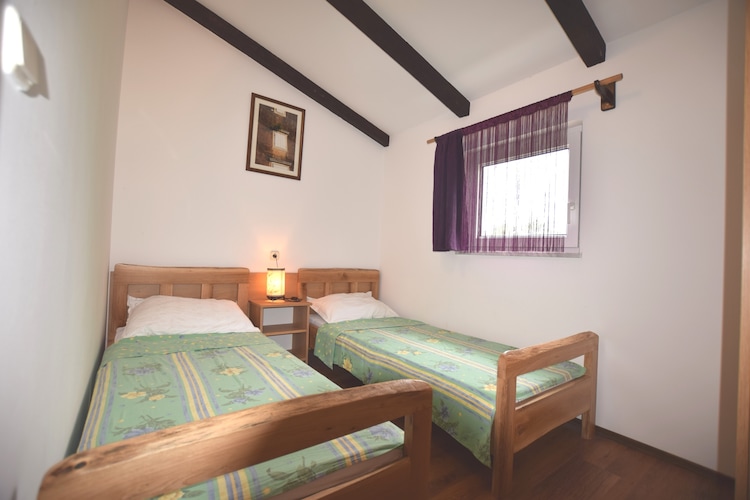 Vakantiehuizen Kroatie | Istrie | Vakantiehuis te huur in Banjole met zwembad  met wifi 4 personen