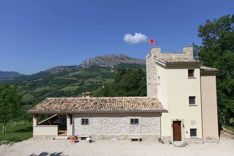 Vakantiehuizen Italie | Abruzzo | Villa te huur in Pietranico met zwembad  met wifi 13 personen