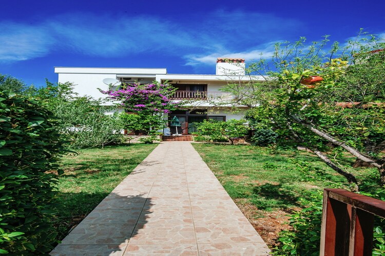 Waterfront Apartment Stipe