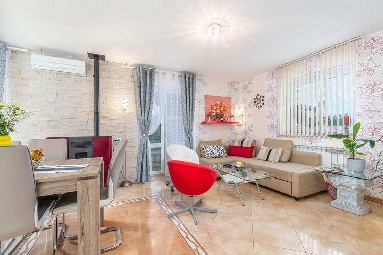Villa Mariyes with Private Pool and Garden located in Gedici