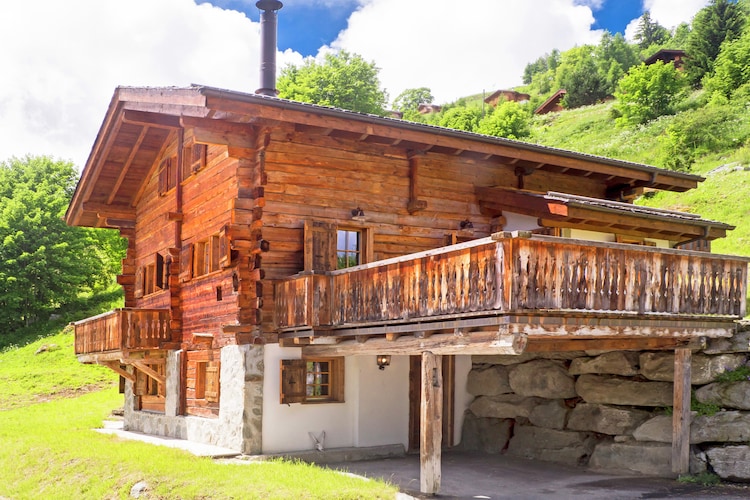 Chalet Zwitserland, Jura, Les Masses Chalet CH-1987-25