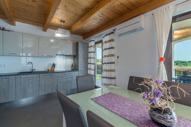 Villa Vanesa with Private Pool and private garden\n