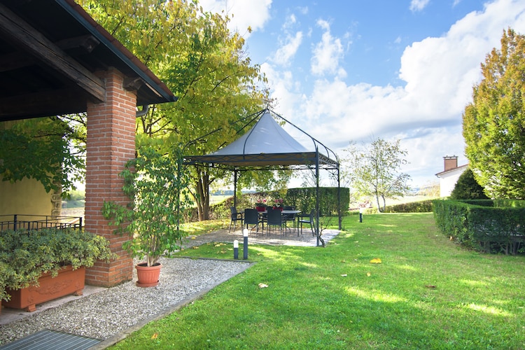 Mooi landhuis in Montebello Vicentino met een tuin