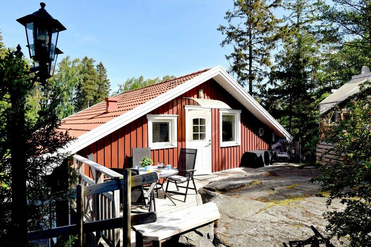 Book Holiday home in Uddevalla online with Belvilla