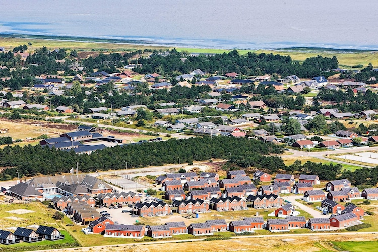 2 Room,ground/1 St Floor